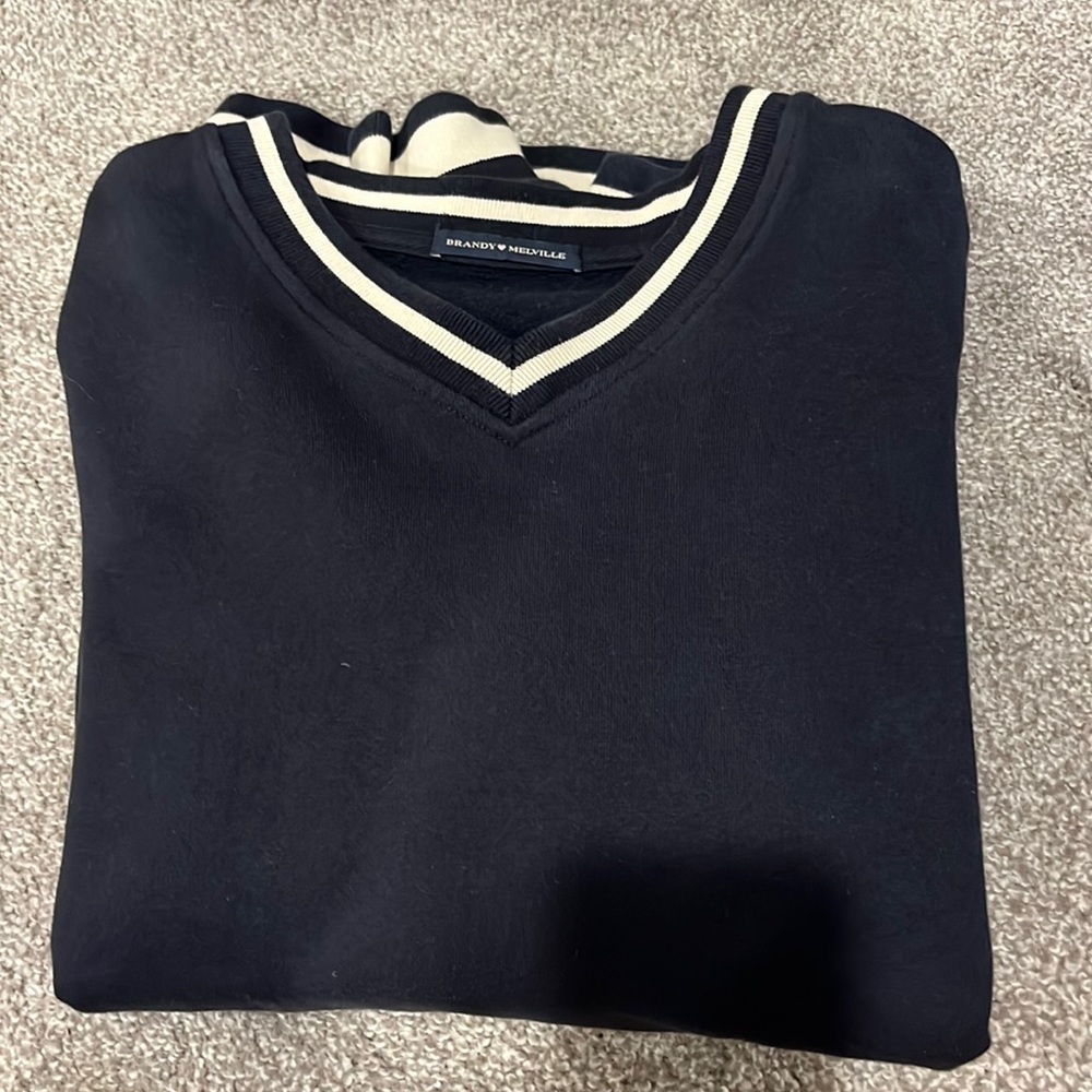 Brandy Melville V Neck Sweatshirt